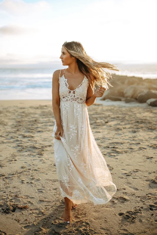 Paradise Island Scalloped Vanilla Lace Maxi Dress